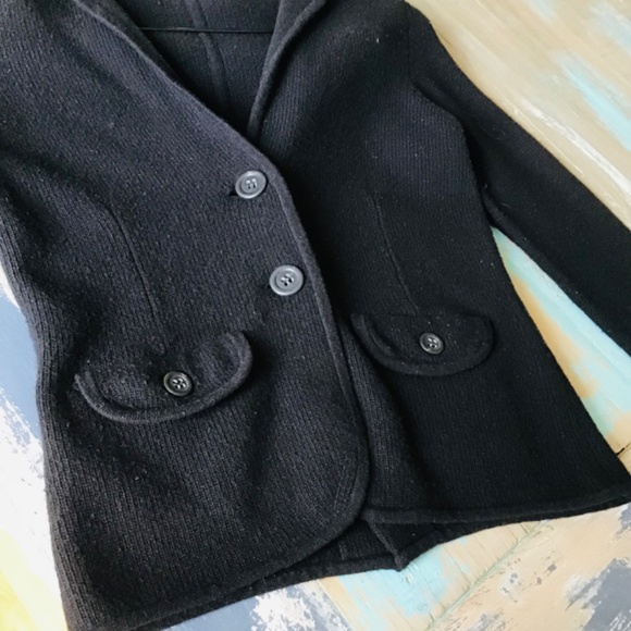 Sweater jacket with buttons - Picture 3 of 7